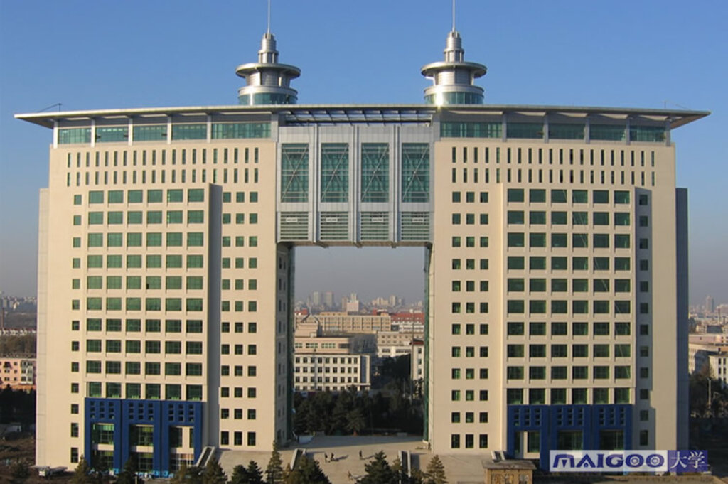 【長(zhǎng)春理工大學(xué)圖片】長(zhǎng)春理工大學(xué)圖書(shū)館 長(zhǎng)春理工大學(xué)校園風(fēng)景